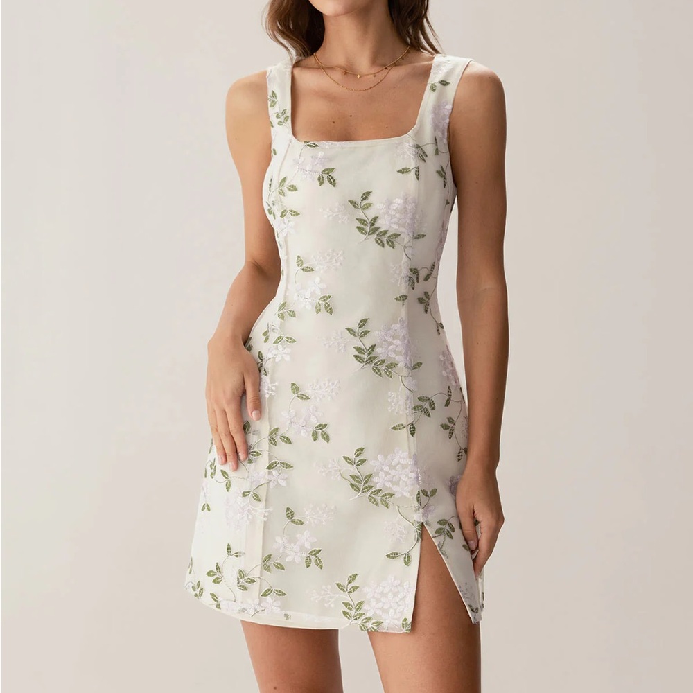 Rihoas Beige Square Neck Embroidery Slit Slip Mini Dress